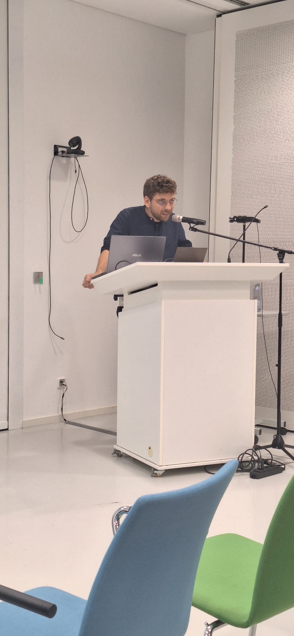 Read more about the article “Rationalizing Madness: Memory, Violence, and the Holocaust in the work of A. Dirk Moses” – Lecture of our Researcher Hendrik Hebauf